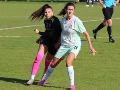 Tokrat je bila gostja Ula Omerzu, napadalka Radomelj, ki že nekaj časa blesti v SŽNL. Govorili smo o nogometnih in drugih izzivih. - Golavt