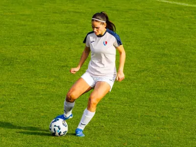 Zala Petrič: Ljubezen do nogometa in vztrajnost - Golavt