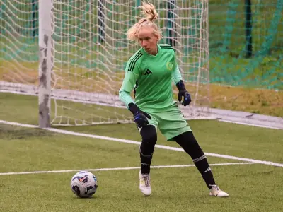 Eva Vamberger bo kariero nadaljevala na Danskem. Izkušena 31-letnica je okrepila Sundby BK, kjer bo v novi sezoni branila barve danskega kluba. - Golavt