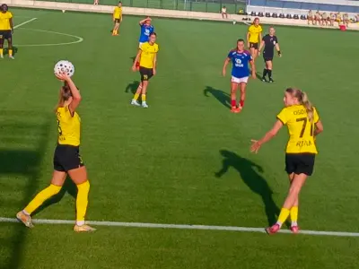 Radomljanke so na evropski premieri pred polnimi tribunami izgubile proti Vålerengi z 0:2. Povratna tekma jih čaka 2. septembra v Oslu. - Golavt