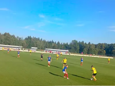 Radomljanke so na evropski premieri pred polnimi tribunami izgubile proti Vålerengi z 0:2. Povratna tekma jih čaka 2. septembra v Oslu. - Golavt