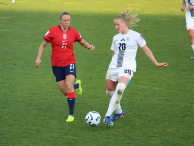 Liga A: Slovenke dvakrat izenačile (Mateja Zver), toda v 92. minuti prejele odločilni zadetek. - Golavt