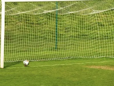 Slovenke do 19 let so na drugi tekmi Slovenia Nations Cupa v Kranjski Gori izgubile proti Škotski z 0:2. - Golavt